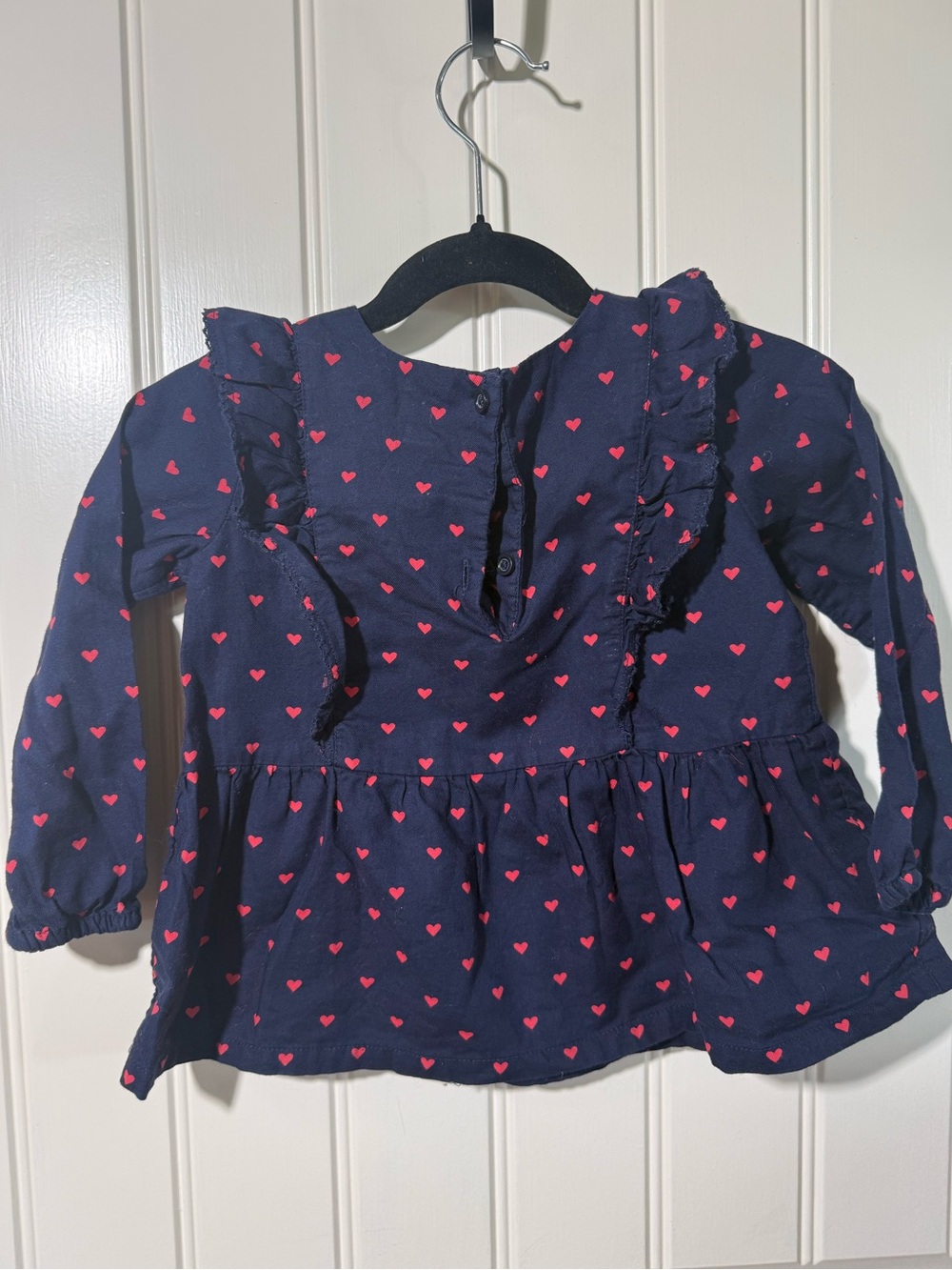 Red hearts and Ruffles - Picture 2 of 2